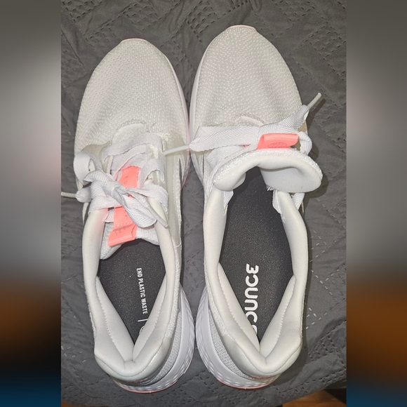 Adidas Edge size 11 women's - Picture 3 of 4